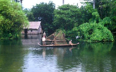 pusat floating village - kampong loung tour